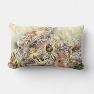 Vintage Aquarellmalerei Gelborange Blume Lendenkissen
