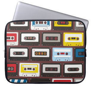 Vintage Audiokassetten, nahtloser Hintergrund. Laptopschutzhülle