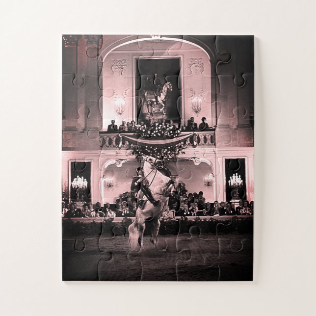 Vintage Austria Vienna Spanish Courbette (Vertikal)