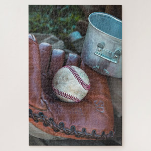 Vintage-Baseballhandschuh und Ball Baseballhandsch