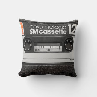 Vintage BASF-Kassette: Sammlerelement Kissen