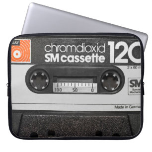 Vintage BASF-Kassette: Sammlerstück Laptopschutzhülle