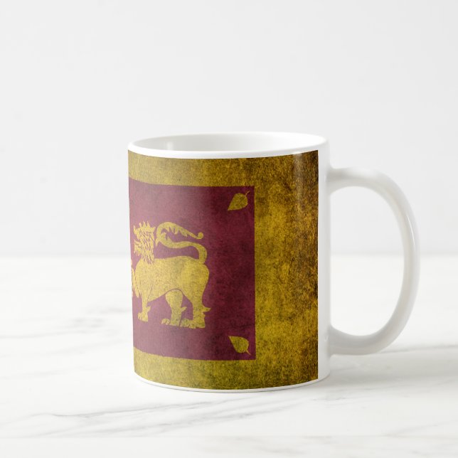 Vintage beunruhigte Flagge von Sri Lanka Kaffeetasse (Rechts)