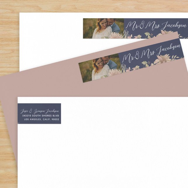 Vintage Blütenpink- und Navy-Blue-Hochzeit (Von Creator hochgeladen)