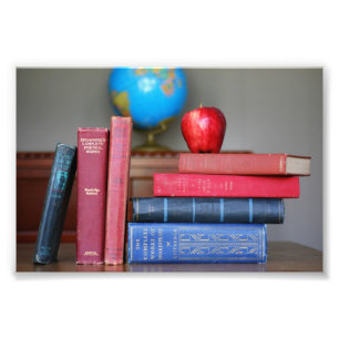 Vintage Bücher und Apple für Lehrer Fotodruck