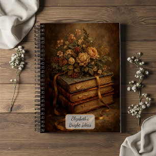 Vintage Bücher und Herbstblumen
