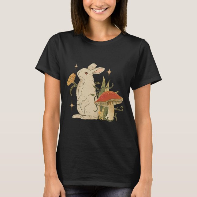 Vintage Bunny & Mushroom Artwork T-Shirt (Devant)