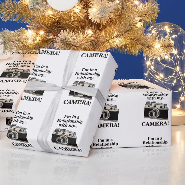Vintage Camera Funny Photographer Birthday Geschenkpapier (Feiertage)