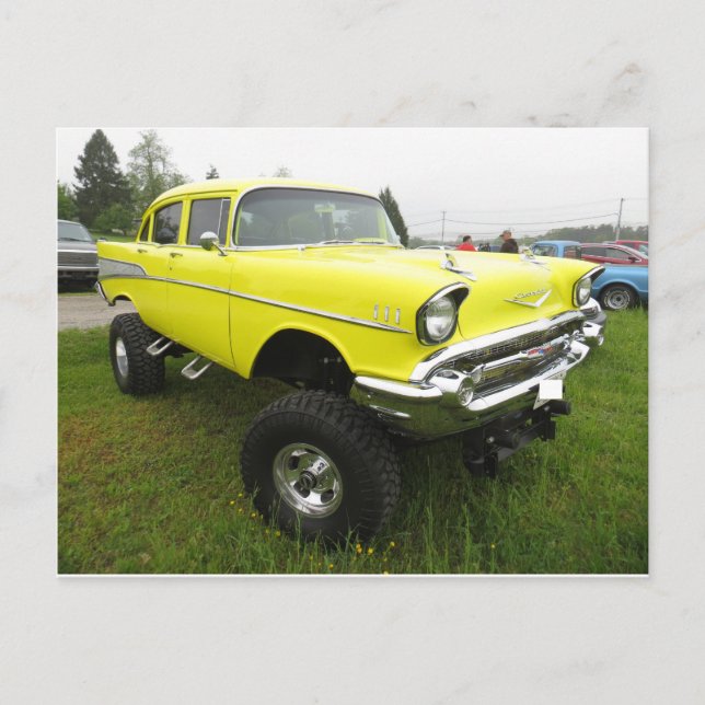 Vintage Car Oversized Reifen Postkarte (Vorderseite)