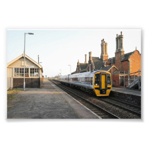 Vintage Charme im Bahnhof Brocklesby Fotodruck
