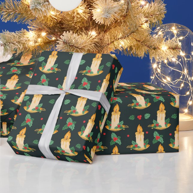 Vintage Christmas Candles Holly Pattern Geschenkpapier (Feiertage)