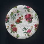 Vintage Christmas Rose Joyeux Weihnachten Ephemera Pappteller<br><div class="desc">Elegante und detailreiche Weihnachtsblumenkomposition mit Typografie des "Joyeux Weihnachtens",  handgeschriebener Schrift,  Portragrafie,  Heilige,  Misteloe und tiefrote und Elfenbein-Rose auf uralter Pergamentbasis.</div>