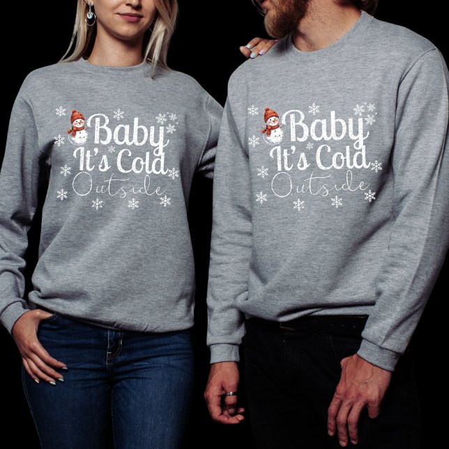 Vintage Distressed "Baby It's Cold Outside"   Sweatshirt (Von Creator hochgeladen)