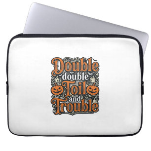 Vintage-Double-Toil-Trouble-Halloween-Shirt-Design Laptopschutzhülle