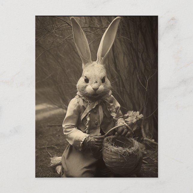 Vintage Easter Scary Bunny  Postkarte (Vorderseite)