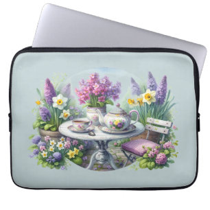 Vintage Florale Teeparty im Garten Laptopschutzhülle