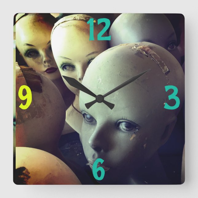 VINTAGE FRAUEN MANNEQUIN SCHÖNHÖFE QUADRATISCHE WANDUHR (Vorderseite)