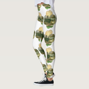Vintage Glücksschamrock mit einer irischen Burg Leggings