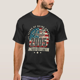 Vintage Hergestellt 2005 Amerikanische Flagge 20. T-Shirt