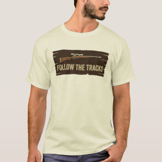 Vintage hunting trail sign vector illustration T-Shirt