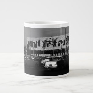 Vintage Irak Bagdad Tahrir-Platz 1970 Untersetzer Jumbo-Tasse