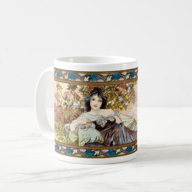 Vintage Jugendstilfrau von Alphonse Mucha Kaffeetasse (Vorderseite Links)