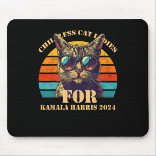 Vintage kinderlose Katzen Ladys for Kamala Harris Mousepad