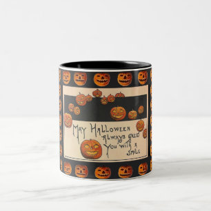 Vintage lächelnde Halloween-Kürbislaternen Zweifarbige Tasse