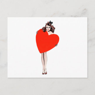Vintage Lady Holding Liebe Herz Postkarte