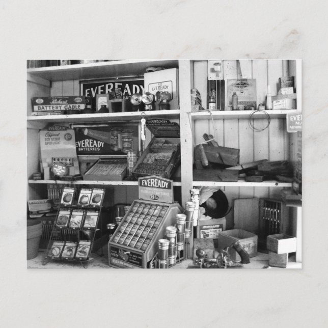 Vintage Lagerschränke Postkarte (Vorderseite)