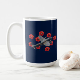 Vintage Lancaster unter den Roten Poppies Kaffeetasse