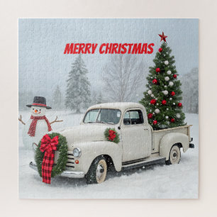 Vintage-Lieferwagen mit Weihnachtsbaum und Schneem
