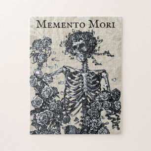 Vintage Memento Mori Skelett