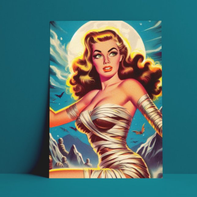 Vintage Mummy Girl Postkarte (Von Creator hochgeladen)