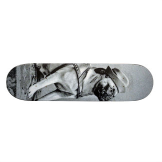 Vintage noble Mops-Fotografie Skateboard