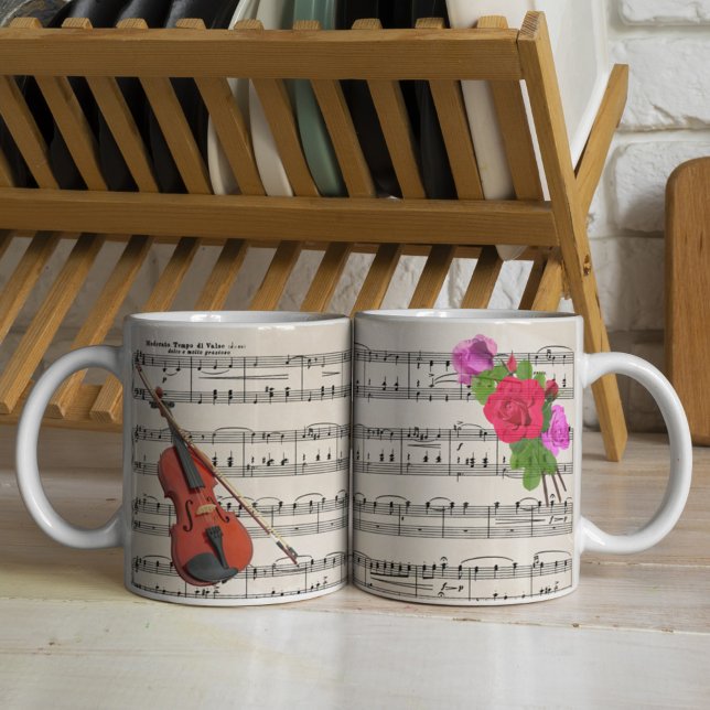 Vintage Notengestaltung für Violine und Rose Kaffeetasse (Von Creator hochgeladen)