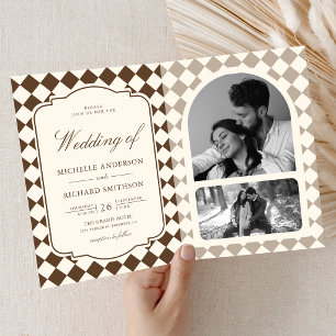 Vintage Old Money Elfenbein-Braun Karo-Hochzeit Einladung