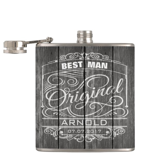 Vintage Ornamente auf der rustikalen, dunklen Holz Flachmann (Geöffnet)