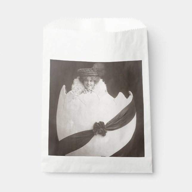 Vintage Ostereierdame Geschenktütchen (Vorderseite)