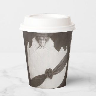 Vintage Ostereierdame Pappbecher