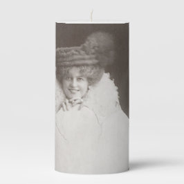 Vintage Ostereierdame Stumpenkerze