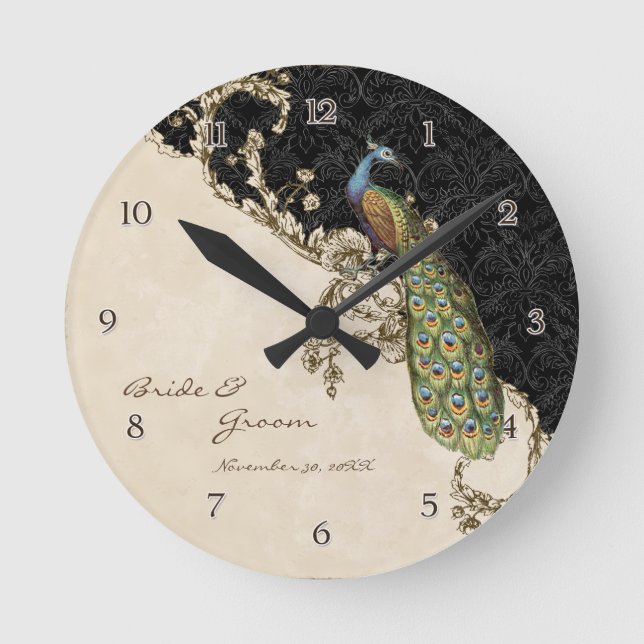 Vintage Peacock & Etchings Personalized Wedding Runde Wanduhr (Vorderseite)