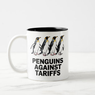 Vintage Pinguine protestieren gegen Zölle Lustig Zweifarbige Tasse
