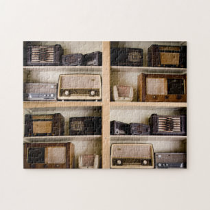 VINTAGE RETRO RADIOS JIGSAW PUZZZLE