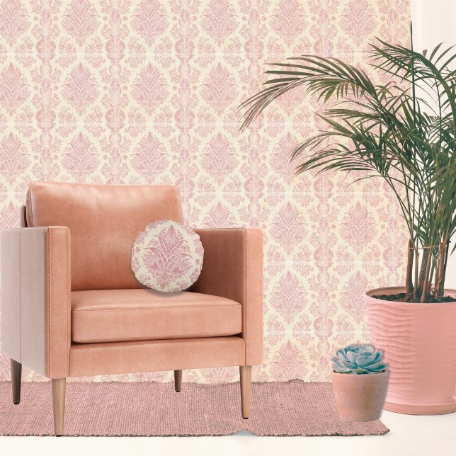 Vintage Rose Rosa Damaske Rundes Kissen (Pink damask pillow for a traditional interior)