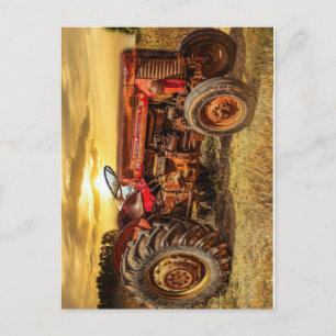 Vintage roter landwirtschaftlicher Traktor Postkarte