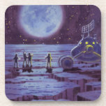 Vintage Science Fiction Erde Rover Außerirdischen  Untersetzer<br><div class="desc">Vintage Illustration futuristische Außerirdischen und Roboter Science Fiction Bild mit einem klassischen 50er Comic Buch Design. Retro-Sci-Fi-Design mit Alien-Astronauten auf einem fremden Planeten mit einem Raumfahrzeug,  Mondrover oder Mondrover und Blick auf die Erde und den Weltraum und winkend. Ein dunkler Himmel mit hellen Sternen und Planeten.</div>
