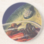 Vintage Science Fiction, futuristische Stadt auf d Sandstein Untersetzer<br><div class="desc">Vintages Bild der Reise und der Science Fiction des Transports mit einem klassischen Comic-Buch Retro-SciFi Weltraum und Planeten-Bild von Astronauten oder Außerirdischen reisen in einem Raumschiff über eine futuristische Metropole auf dem Mond.</div>