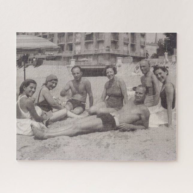 Vintage Sommerferien am Strand Frankreich 1930 (Horizontal)