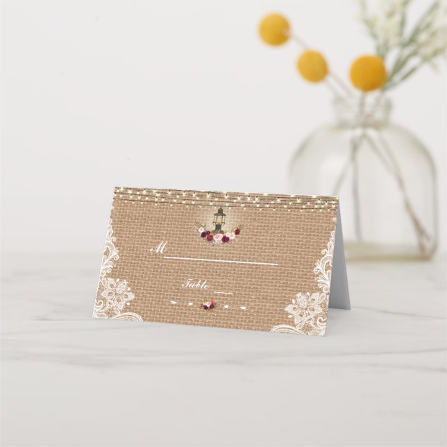Vintage String Lights Lace Burlap Tischnummer Platzkarte (Rückseite)